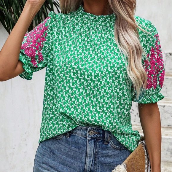 09 Boho Floral Embroidered Puff Sleeve Loose Fit Blouse - Picture 3 of 9